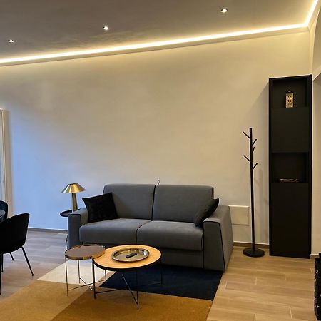 Luxury Apartment Navigli ミラノ エクステリア 写真