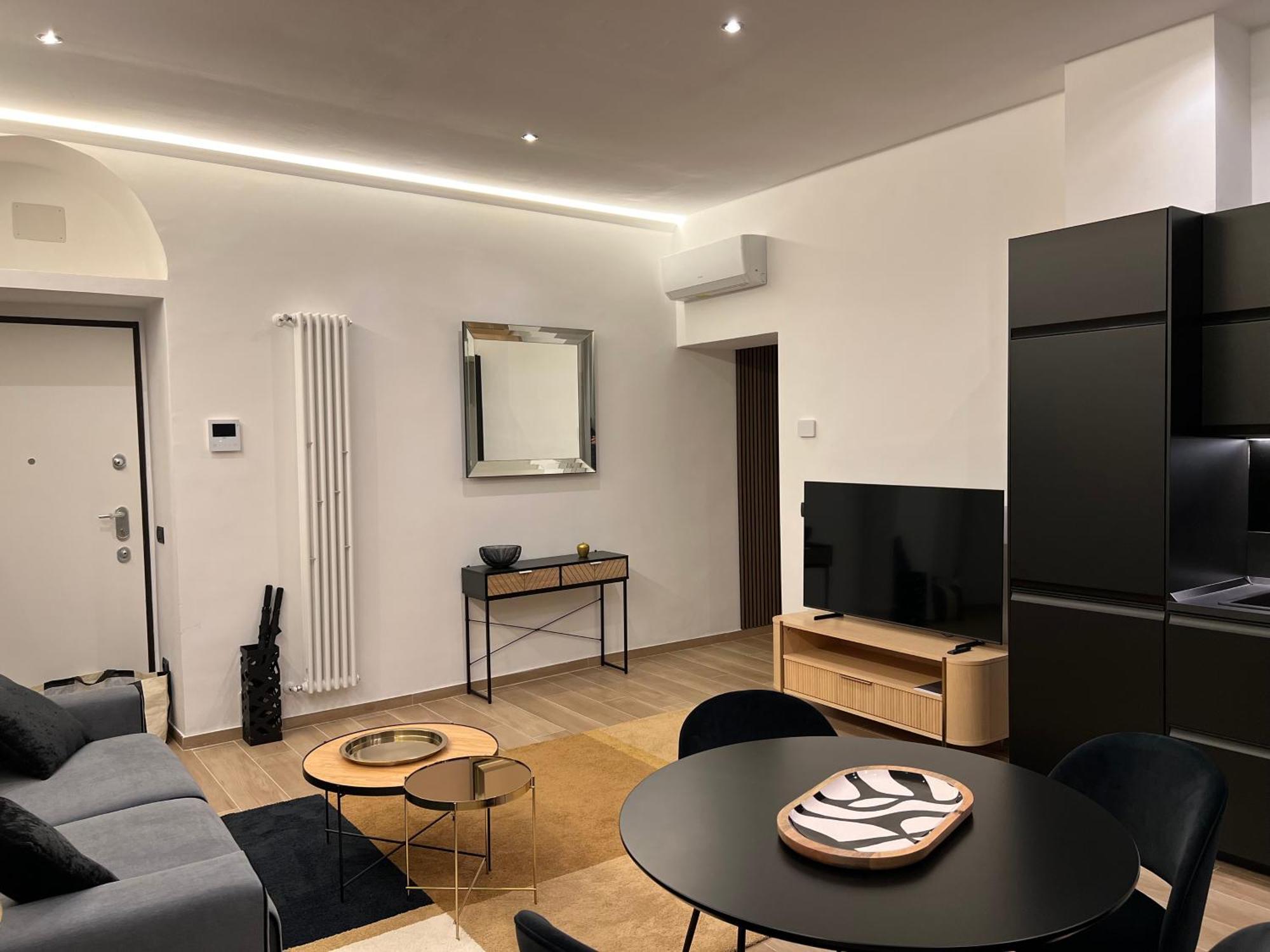 Luxury Apartment Navigli ミラノ エクステリア 写真